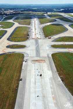 AR_8L-Runway-140930D35 AR_8L-Runway-140930D35