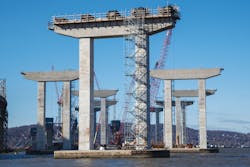 ZEE_tzc151204p032hr ZEE_tzc151204p032hr