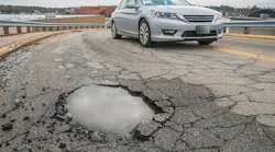 Pothole-AdobeStock_199002247-©Christian-Delbert