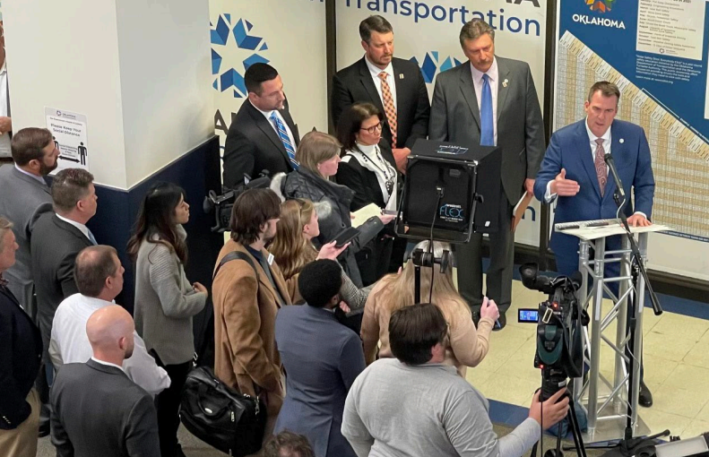 1654790976409 Gov Kevin Stitt