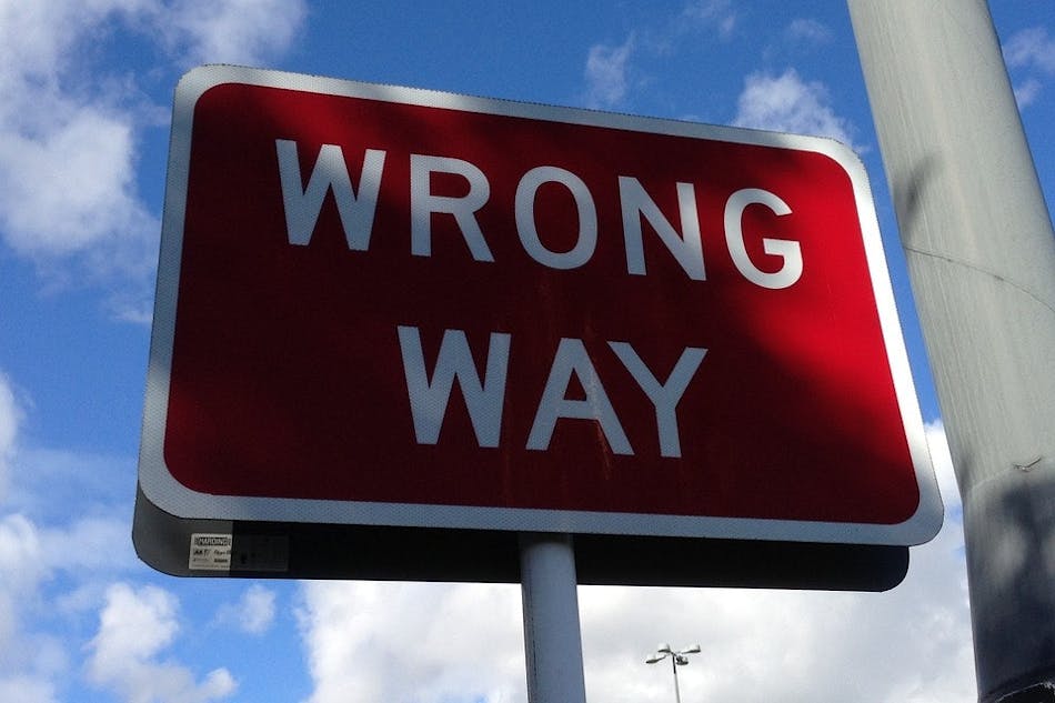 wrong-way-167535_960_720