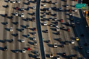 highway-traffic-cars-LA