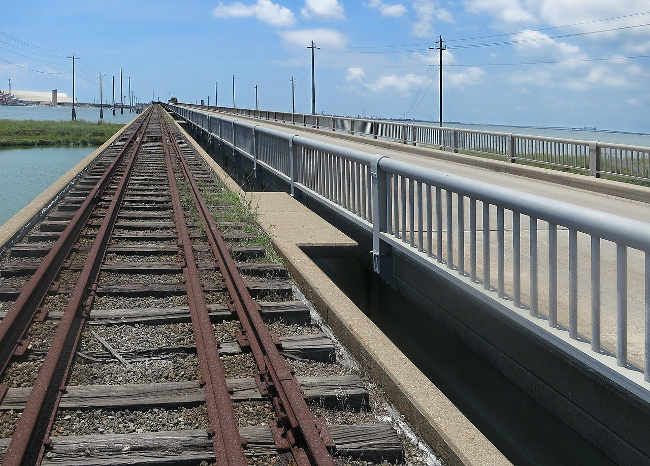 Pelican Island Bridge proposal moves forward in Galveston County, Texas