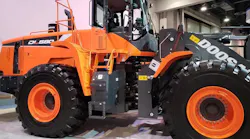 DL580 wheel loader 1