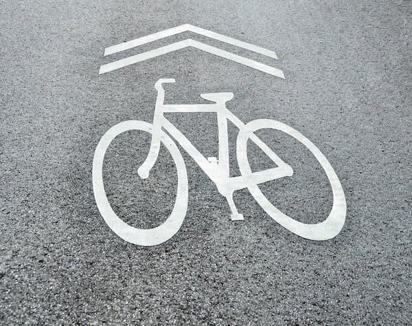 bike-sign-1678699_1920_14