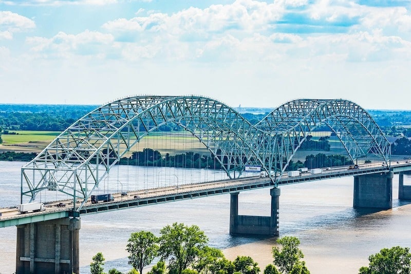 1654797333193 I40mississippiriverbridge2048x1366min