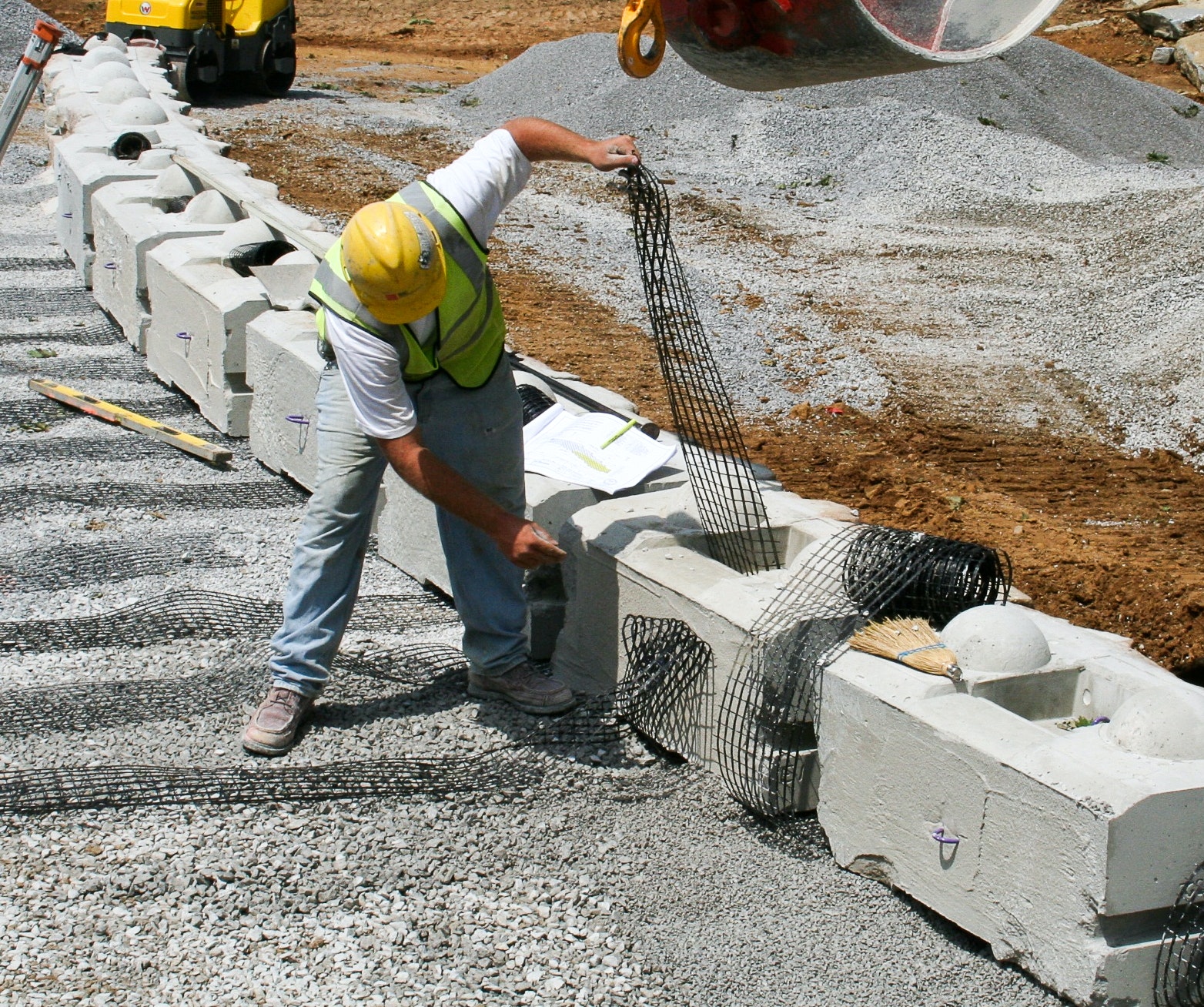 1654804385200 Redirockpc Install 1 Of 1