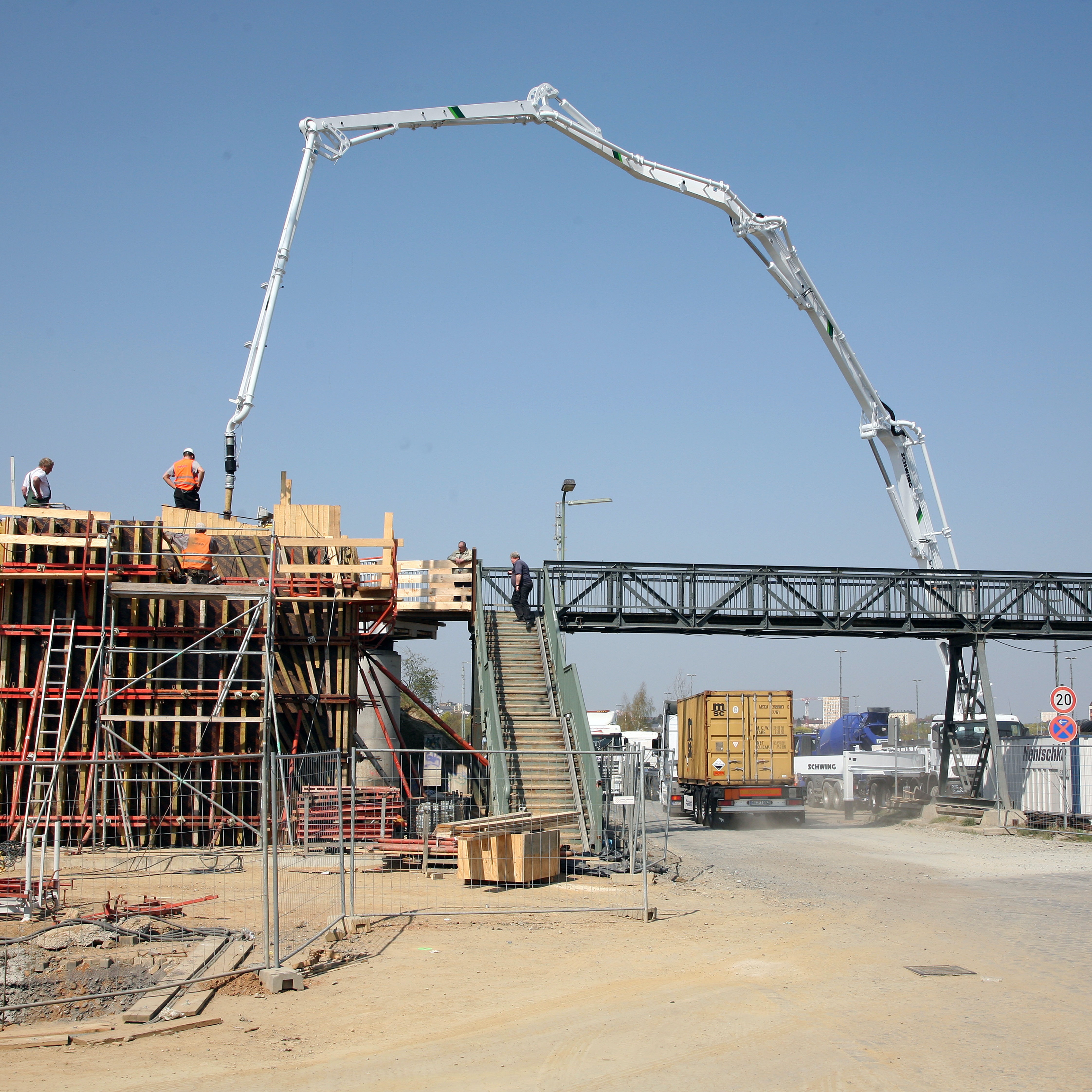 1654805394569 Schwing 0