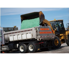 cargill-deicing-technology-clearlane-enhanced-deicer-loading-roads-bridges