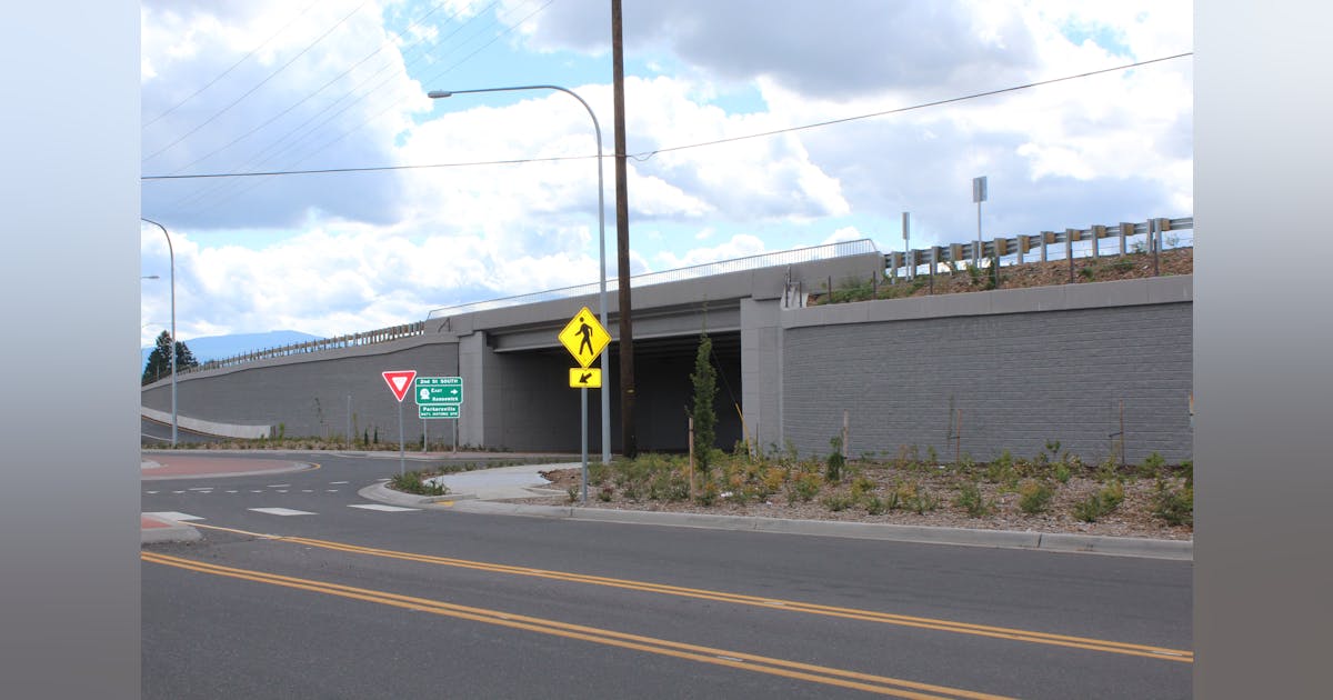 WSDOT goes with unique retaining wall design on S.R. 14 | Roads & Bridges