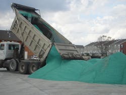 1654878006924 Unloadingdeicer 1654878006924 Unloadingdeicer