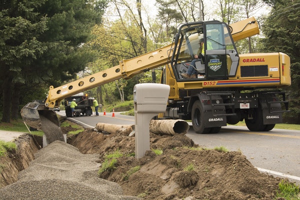 gradall-excavator-100617