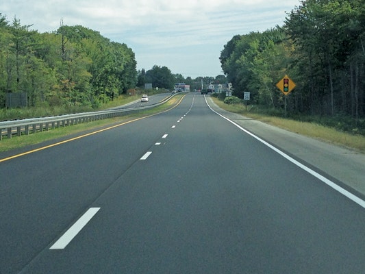 3m-pavement-marking-reflective-sheeting-1-090717