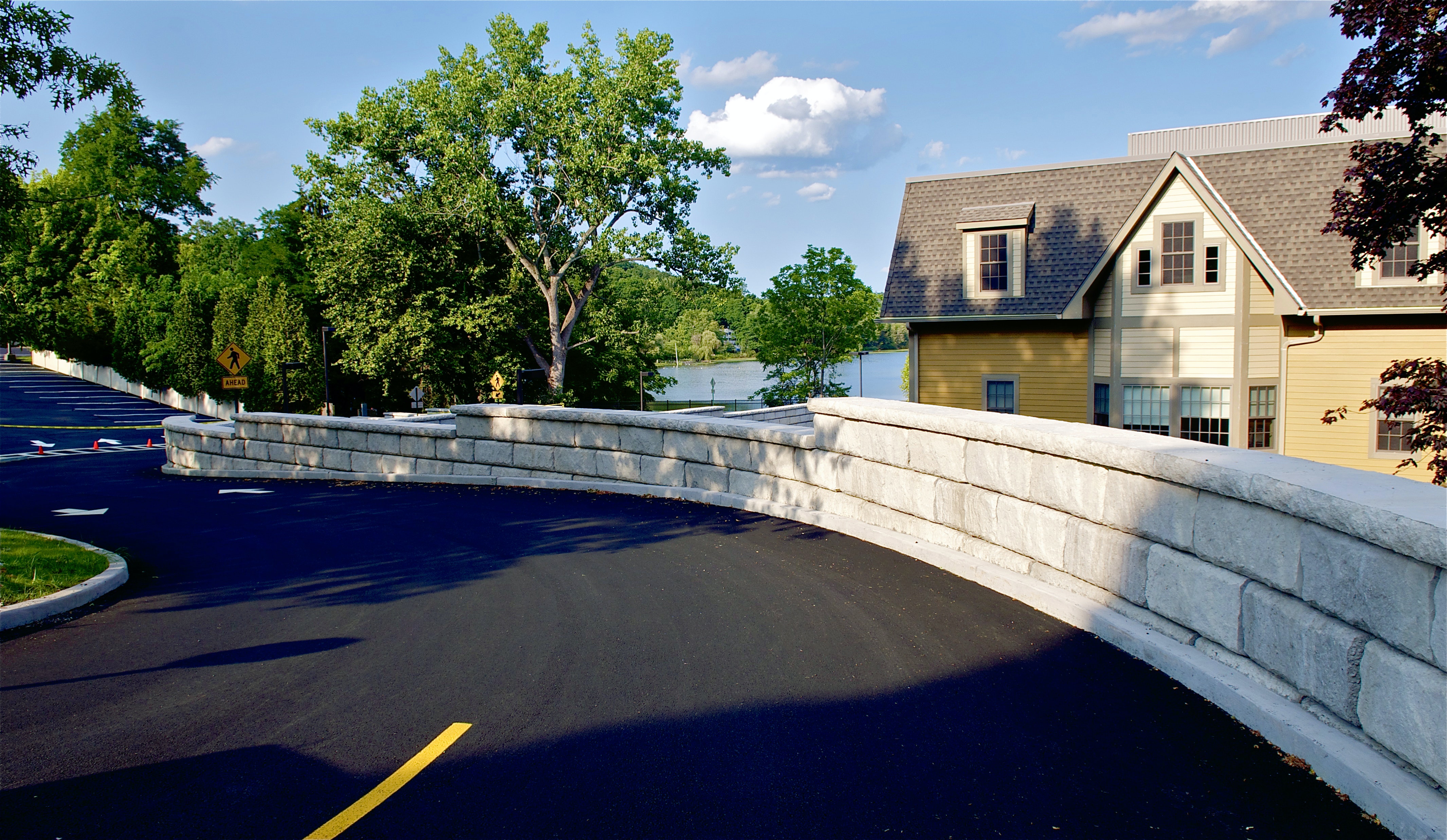 1654878215995 Redirockgravityandfreestandingretainingwallskeepsitefunctionalduringconstru