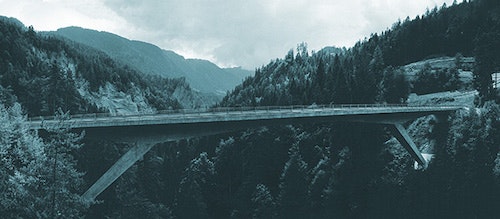 versamertobel istock-600pxwide