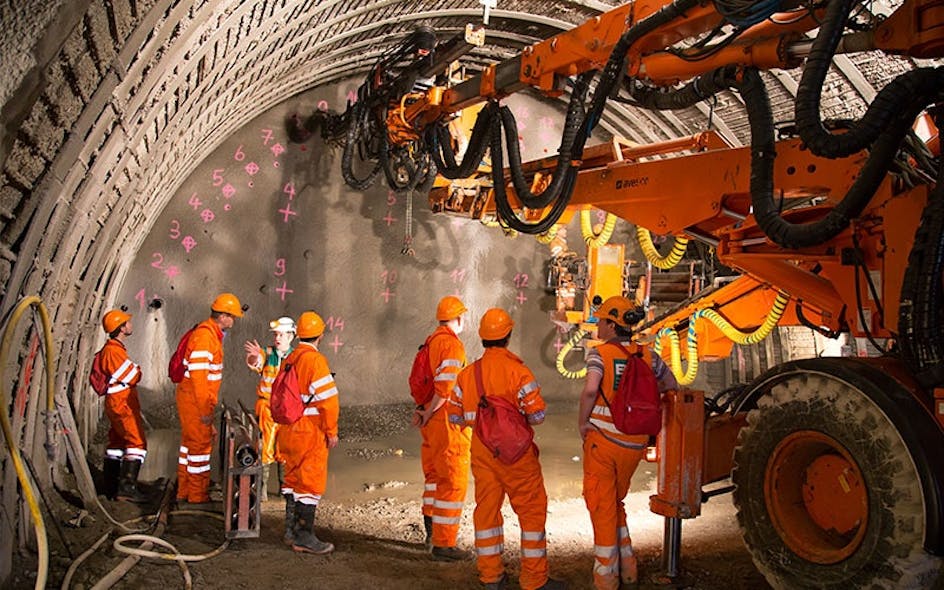 engineers + workmen in tunnel_0