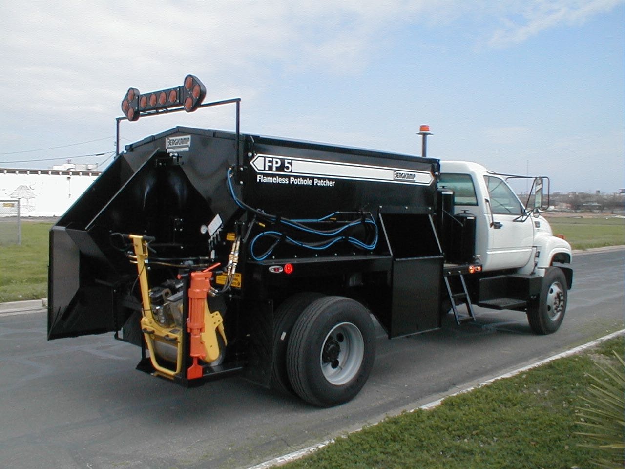 1655150209485 Potholepatchers0051