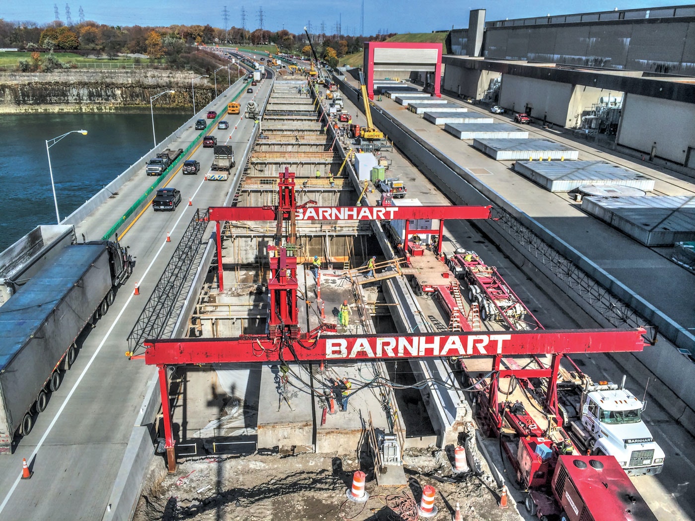 1655174294557 190 Customgantrycraneremovingbeamsini190nbbridge