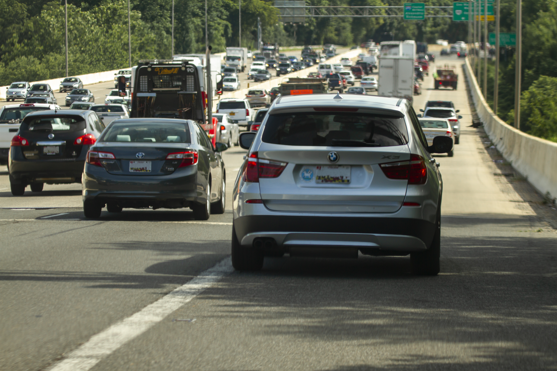 Afternoon rush hour traffic on interstate 95 over the American Legion Memorial Bridge.