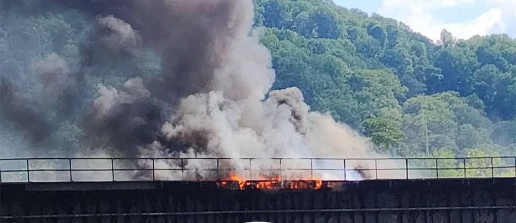 667c46e7481506699b77b7b6 Fire