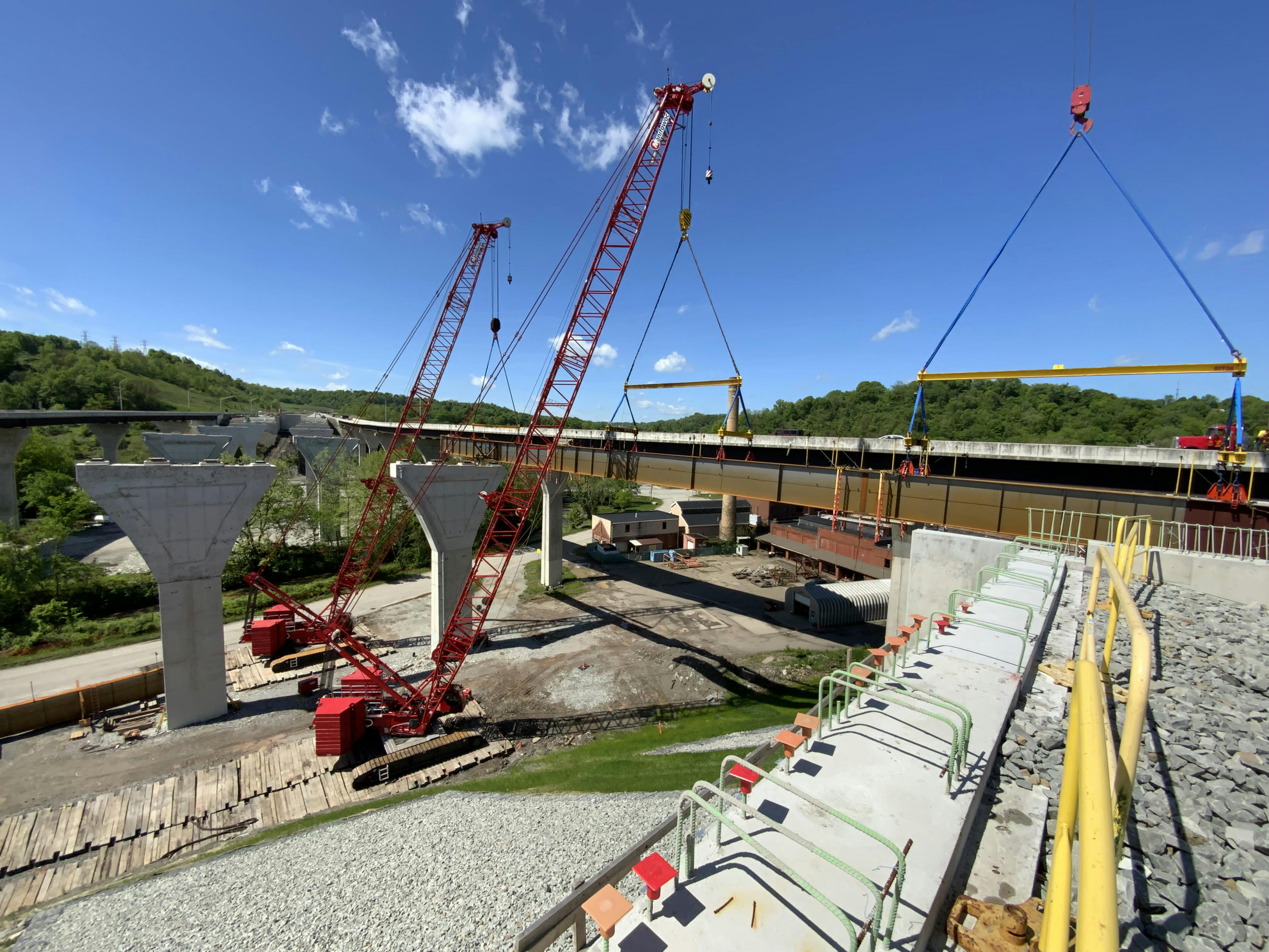 two_manitowoc_mlc300_pic_1