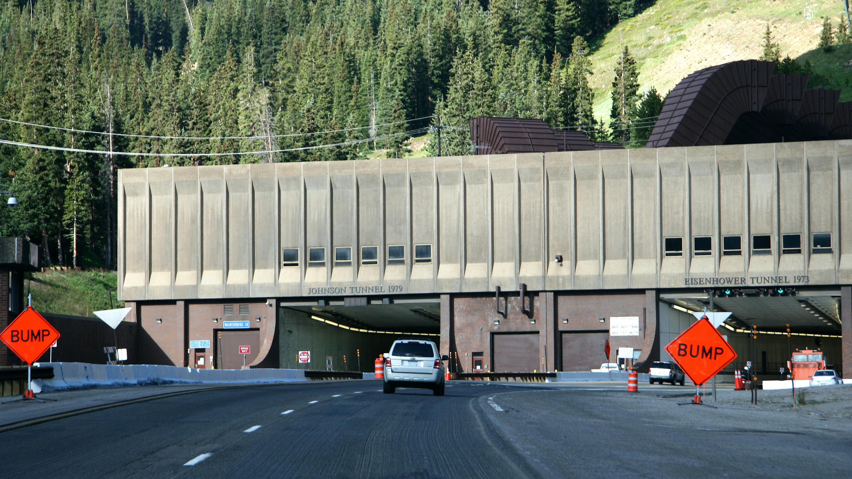 希少Golite Eisenhower tunnel IKE Eisenhower-Johnson Memorial