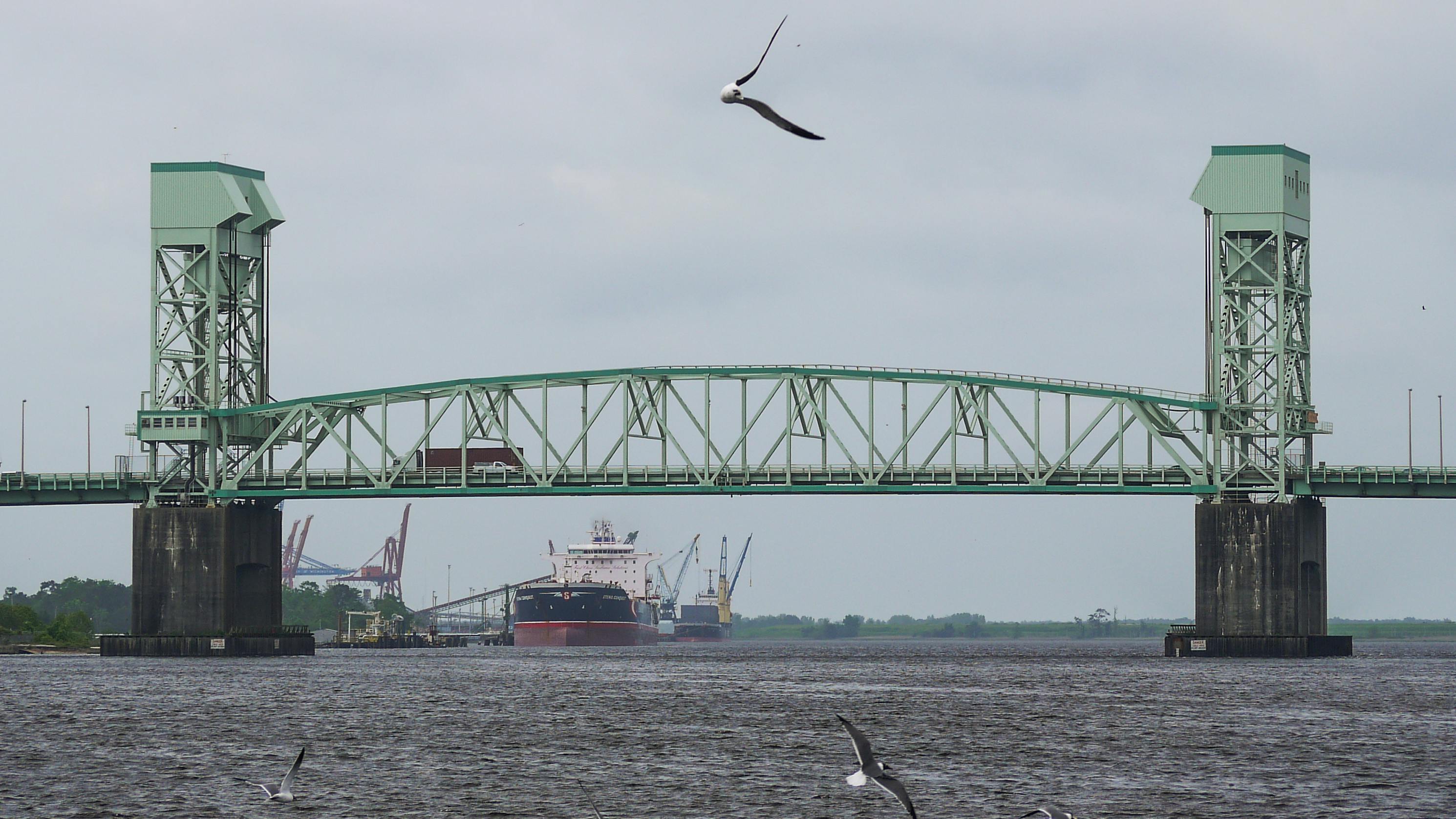 Cape Fear Memorial Bridge