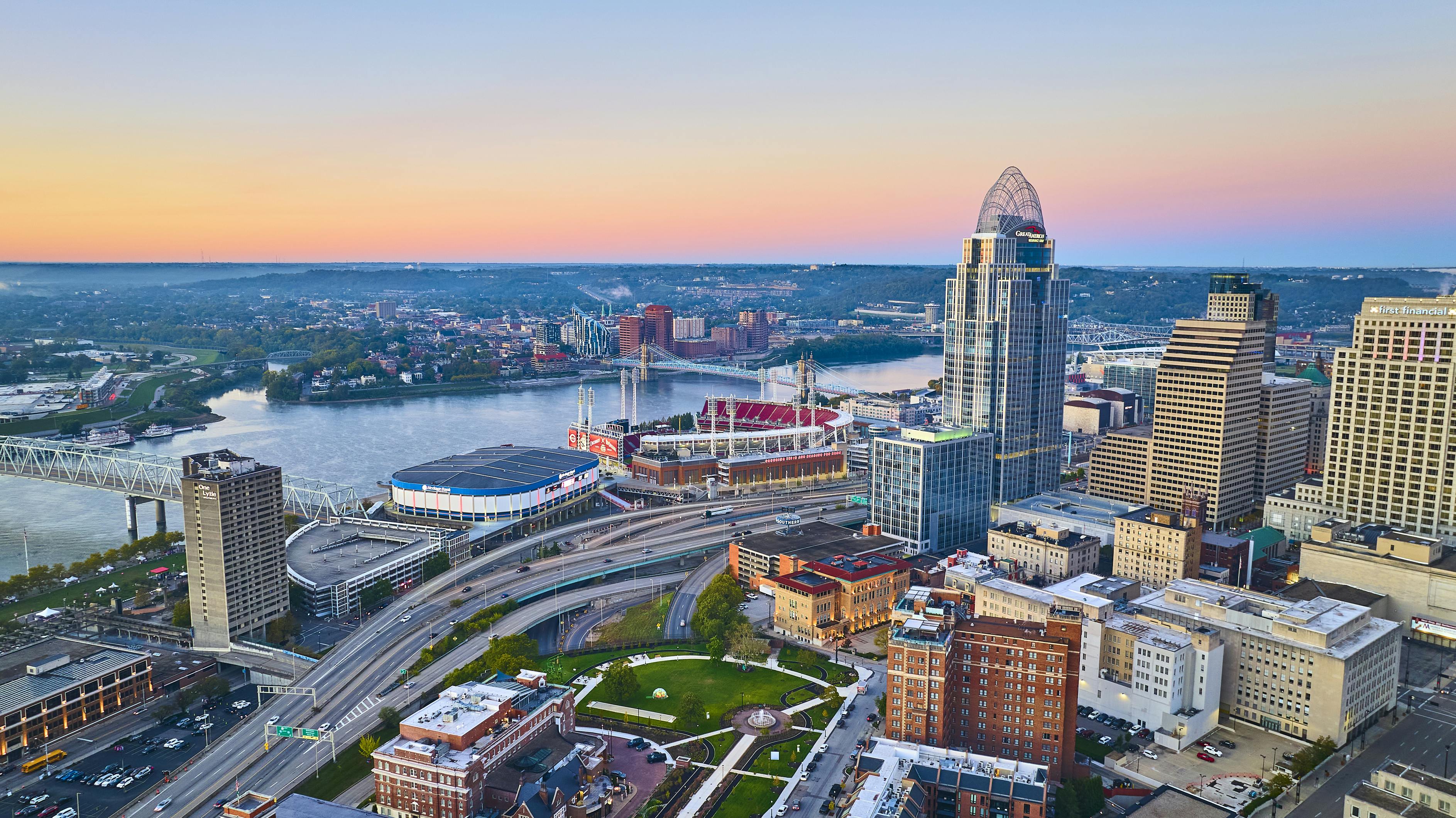 67f9220477e18b9bbc52b836 Dreamstime Xl 355288178