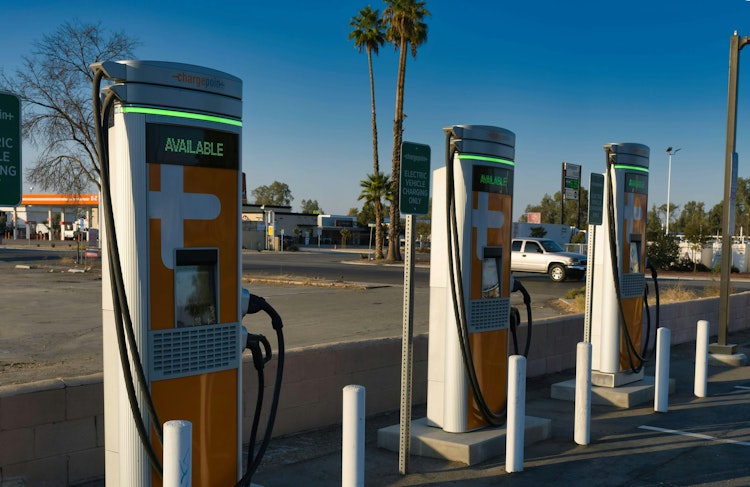 Electric vehicle chargers located in Maine.