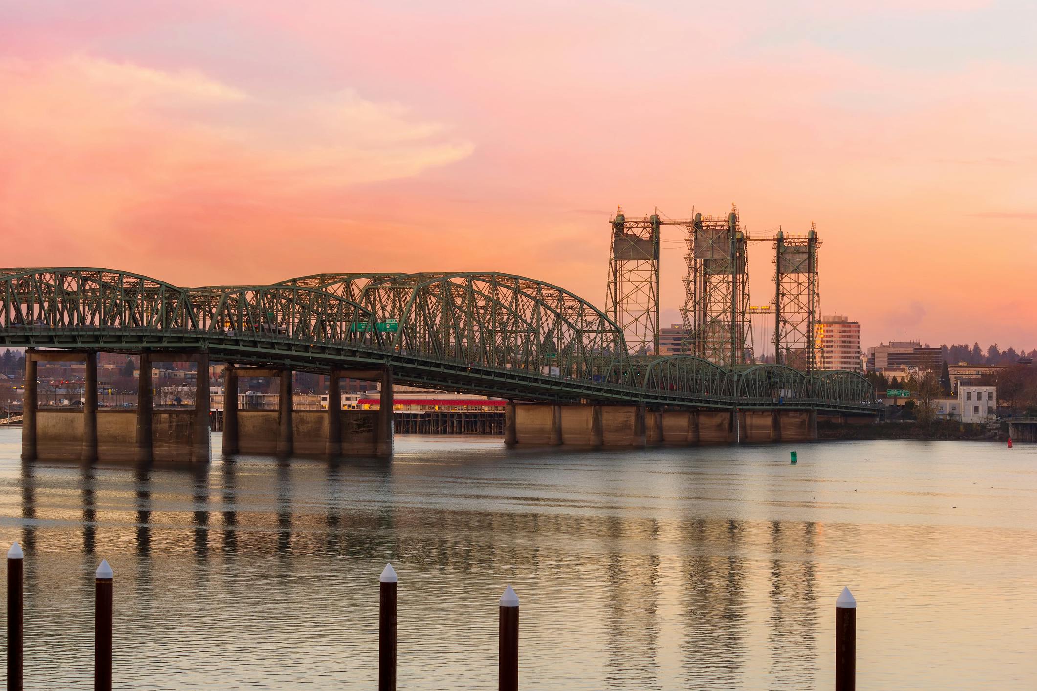 The Interstate Bridge crossing the Columbia River between Oregon and Washington.